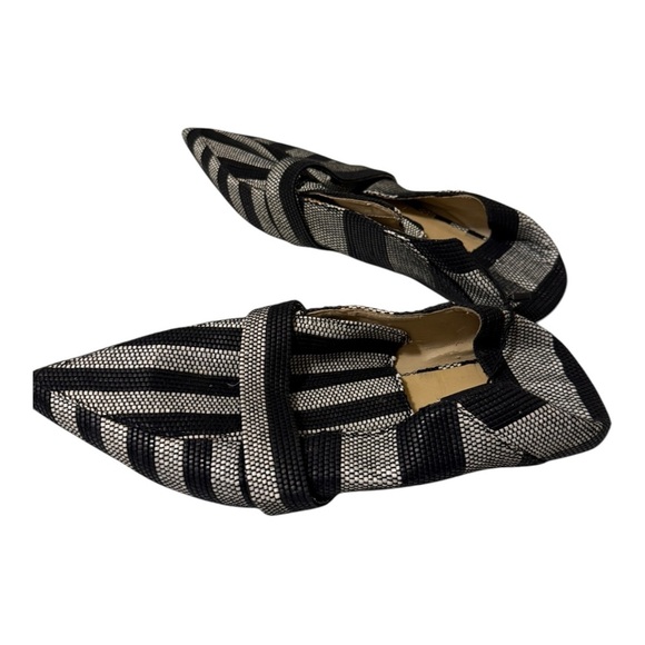 Stylish Black and White Women's Shoes - Picture 15 of 15